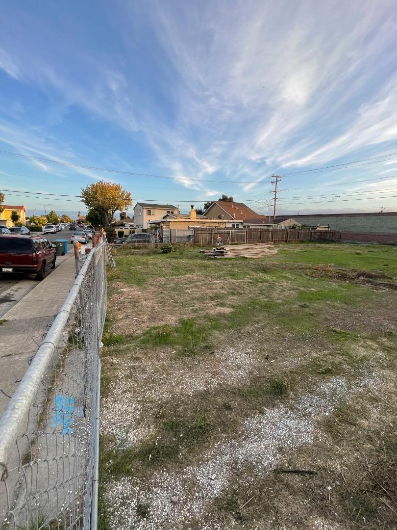 Detail Gallery Image 7 of 27 For 1100 Norton St, San Mateo,  CA 94401 - – Beds | – Baths