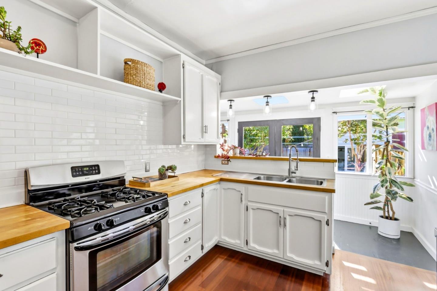 Detail Gallery Image 15 of 40 For 115 S 16th St, San Jose,  CA 95112 - 2 Beds | 1/1 Baths