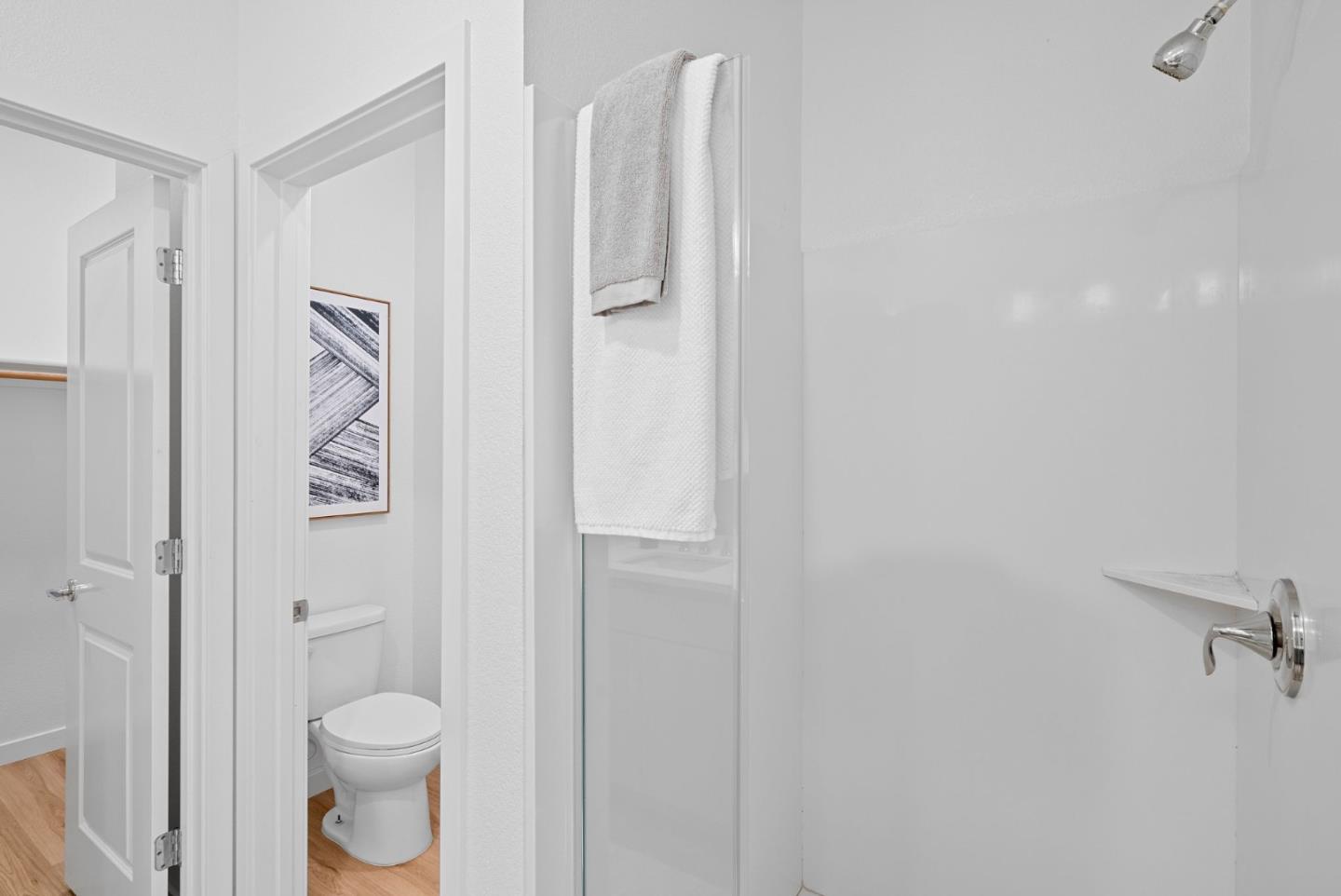 Detail Gallery Image 24 of 51 For 211 Orbit Way, Mountain View,  CA 94043 - 4 Beds | 3/1 Baths