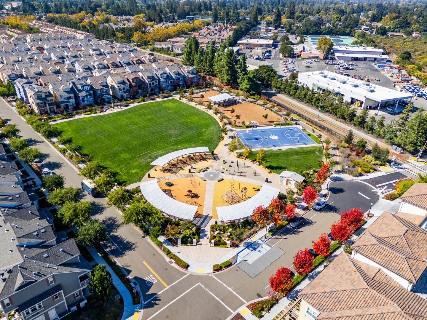 Detail Gallery Image 42 of 51 For 211 Orbit Way, Mountain View,  CA 94043 - 4 Beds | 3/1 Baths