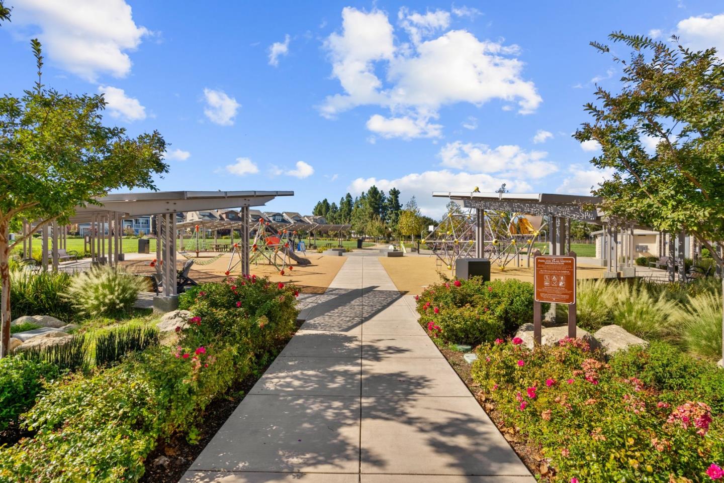 Detail Gallery Image 47 of 51 For 211 Orbit Way, Mountain View,  CA 94043 - 4 Beds | 3/1 Baths