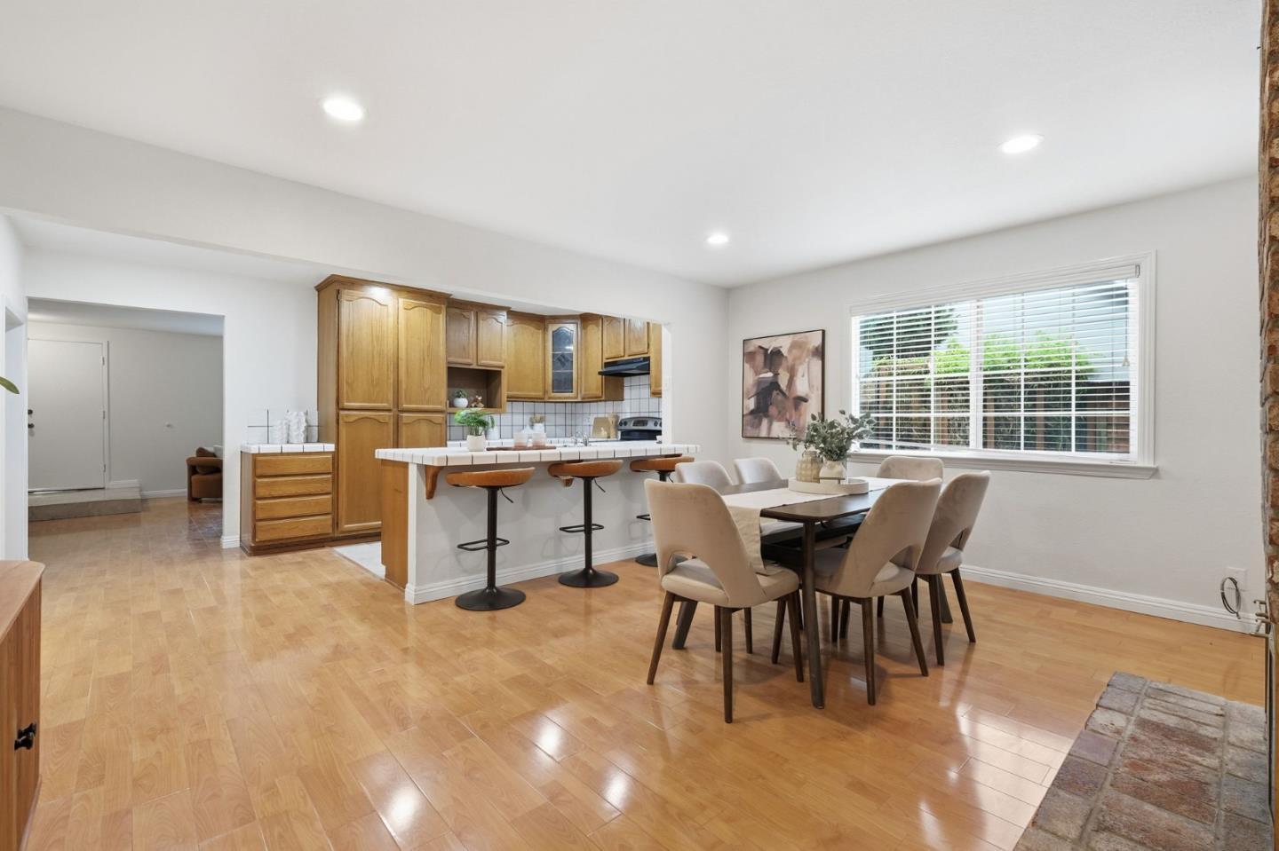 Detail Gallery Image 16 of 44 For 3178 Santa Marta Ct, Union City,  CA 94587 - 4 Beds | 2 Baths