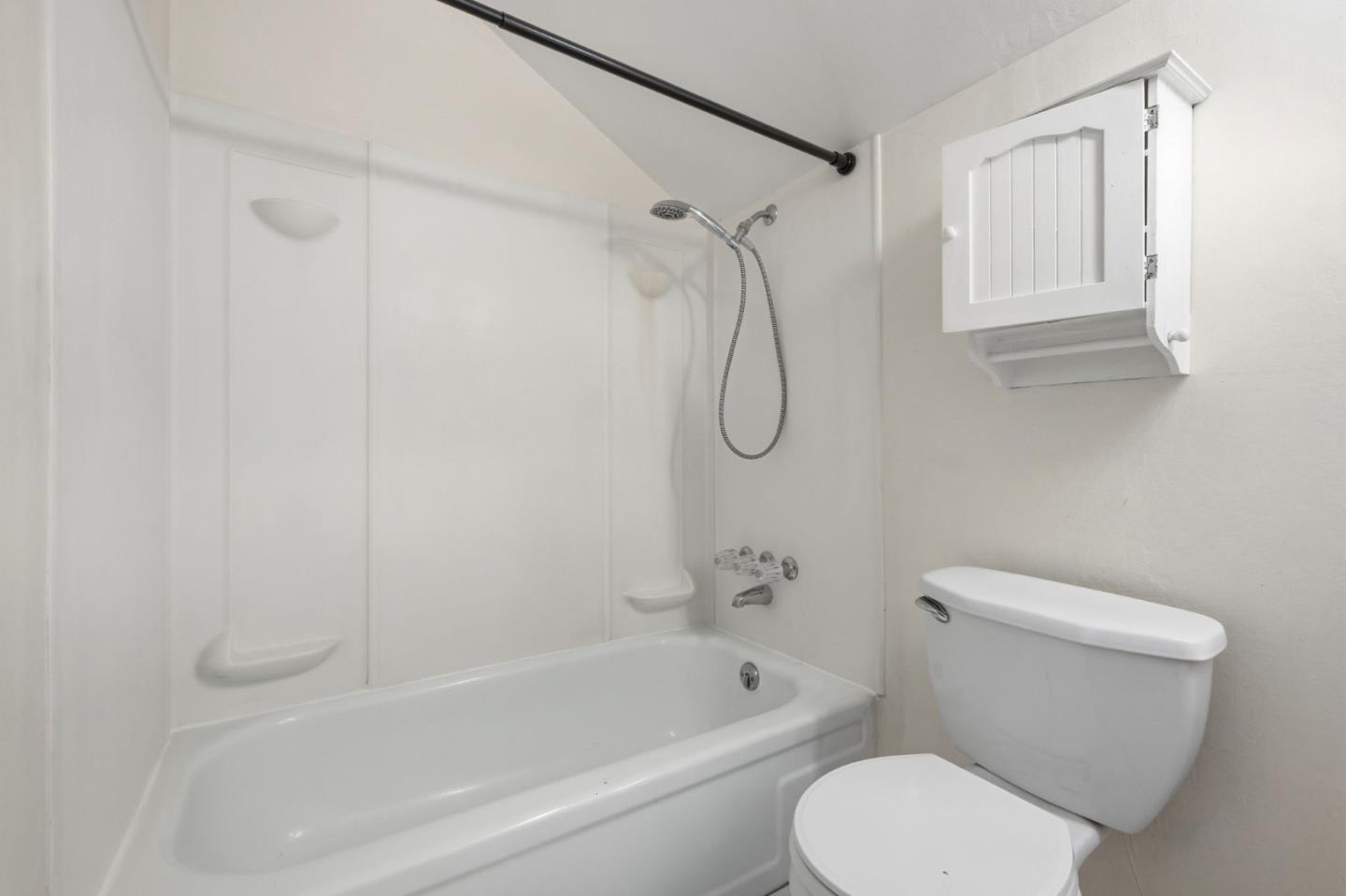 Detail Gallery Image 31 of 44 For 3178 Santa Marta Ct, Union City,  CA 94587 - 4 Beds | 2 Baths