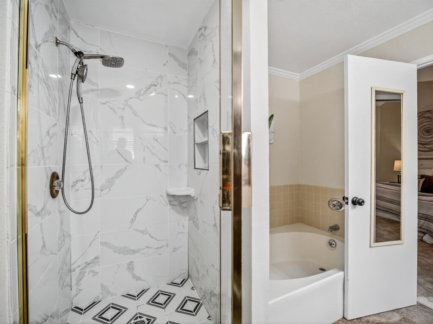 Detail Gallery Image 36 of 59 For 3237 Gateland Ct, San Jose,  CA 95148 - 6 Beds | 4 Baths