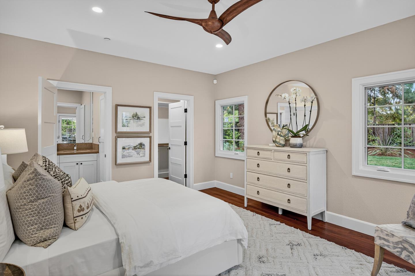 Detail Gallery Image 30 of 51 For 340 W Portola Ave, Los Altos,  CA 94022 - 5 Beds | 4/1 Baths