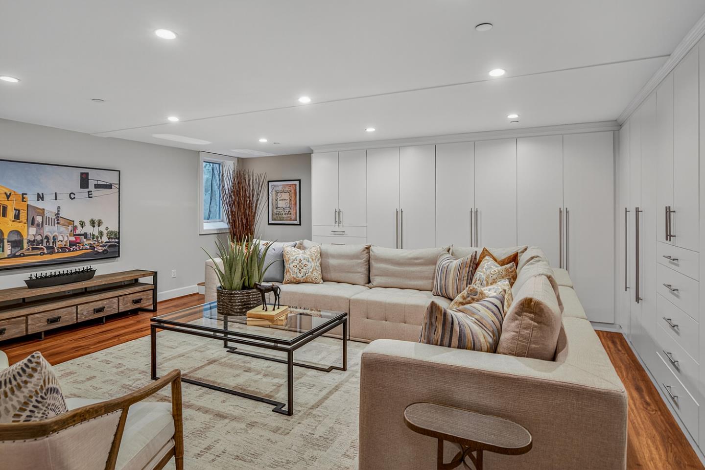 Detail Gallery Image 37 of 51 For 340 W Portola Ave, Los Altos,  CA 94022 - 5 Beds | 4/1 Baths