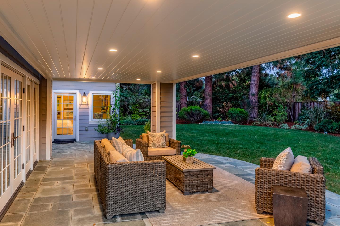 Detail Gallery Image 40 of 51 For 340 W Portola Ave, Los Altos,  CA 94022 - 5 Beds | 4/1 Baths