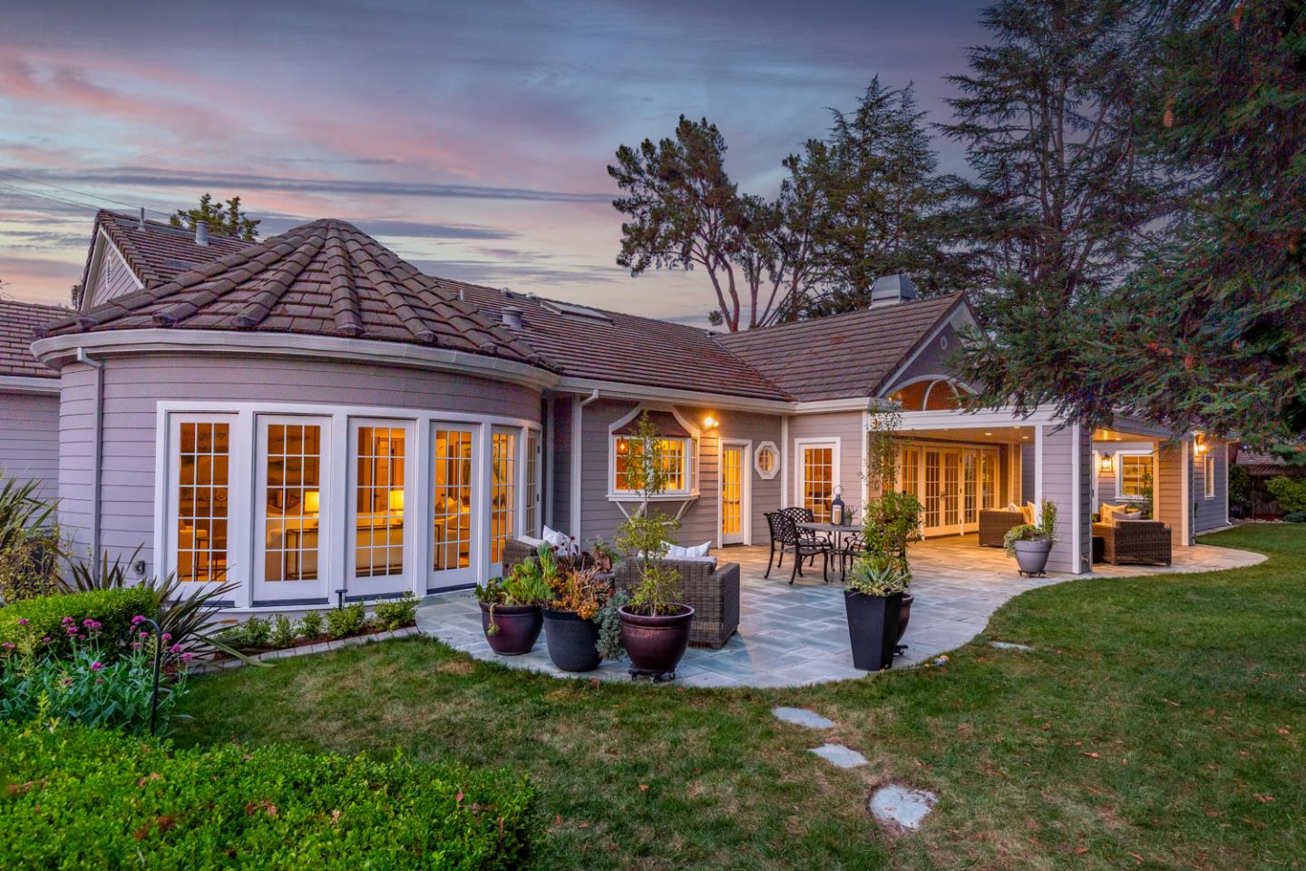 Detail Gallery Image 44 of 51 For 340 W Portola Ave, Los Altos,  CA 94022 - 5 Beds | 4/1 Baths