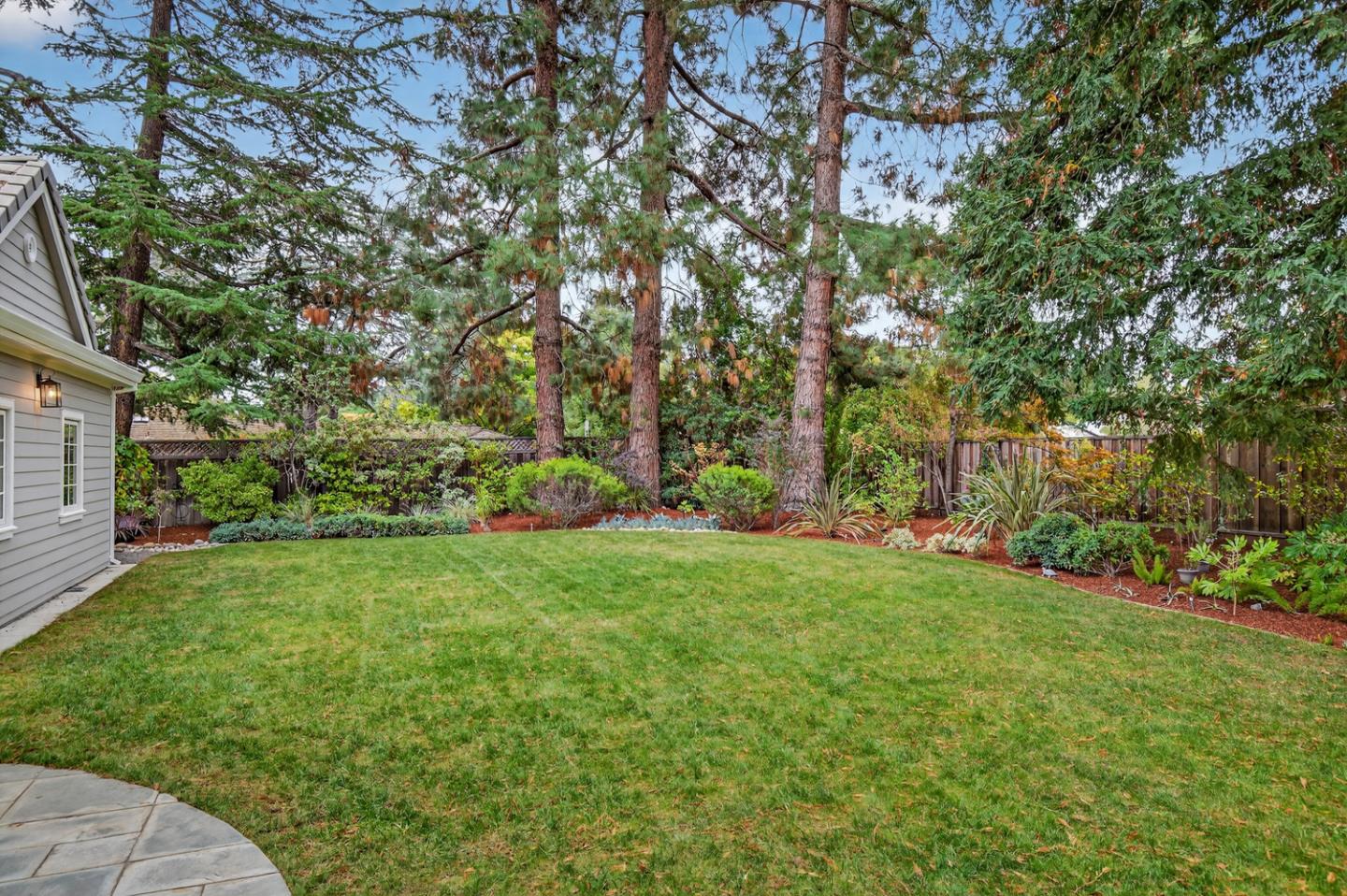 Detail Gallery Image 47 of 51 For 340 W Portola Ave, Los Altos,  CA 94022 - 5 Beds | 4/1 Baths