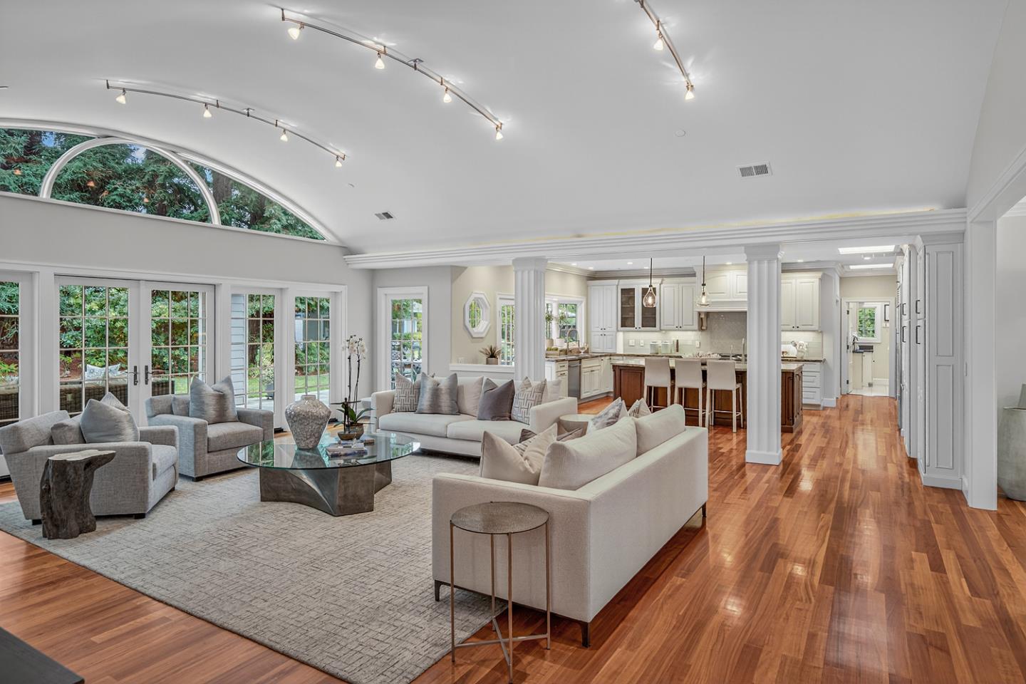 Detail Gallery Image 9 of 51 For 340 W Portola Ave, Los Altos,  CA 94022 - 5 Beds | 4/1 Baths