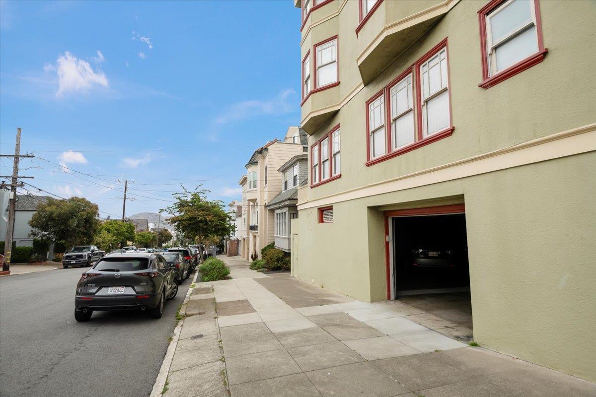 Detail Gallery Image 9 of 25 For 190 27th Ave, San Francisco,  CA 94121 - – Beds | – Baths