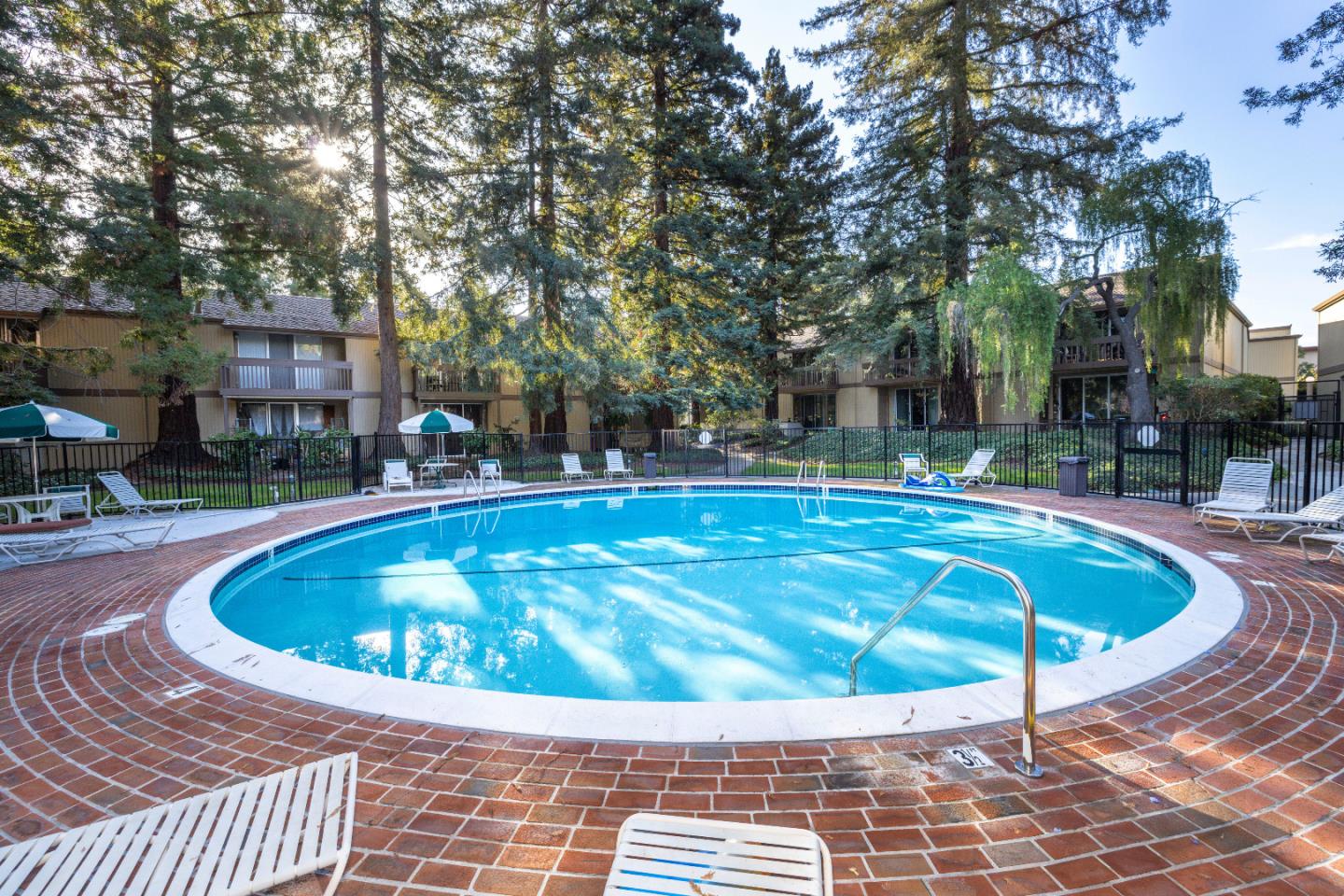 Detail Gallery Image 17 of 19 For 505 Cypress Point Dr #245,  Mountain View,  CA 94043 - 1 Beds | 1 Baths