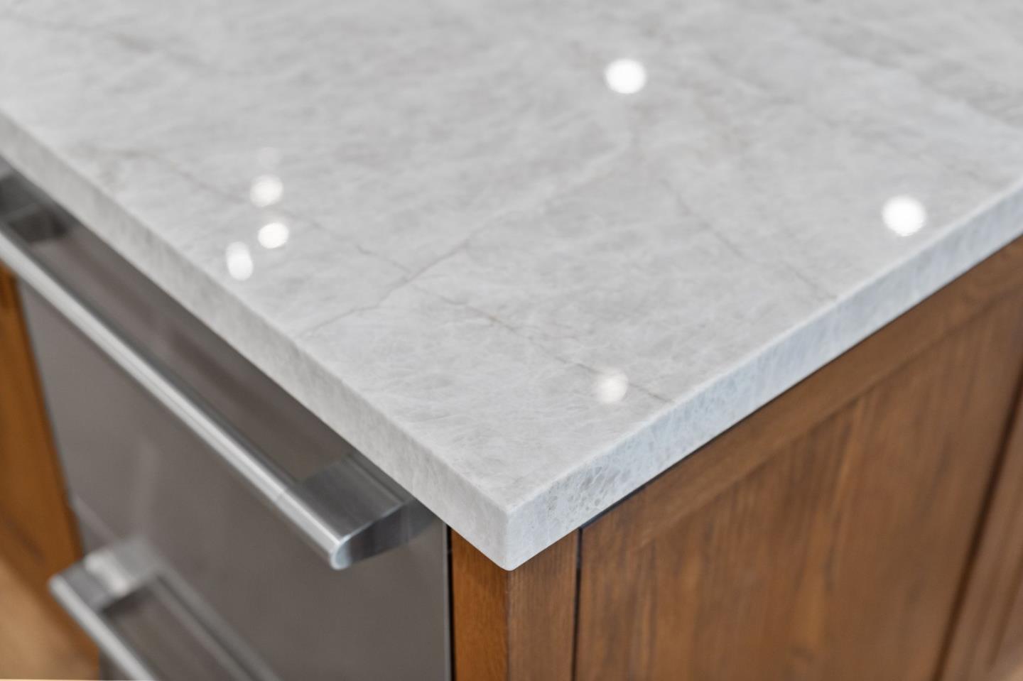 Detail Gallery Image 16 of 88 For 2020 James Pl, San Jose,  CA 95125 - 5 Beds | 4/1 Baths