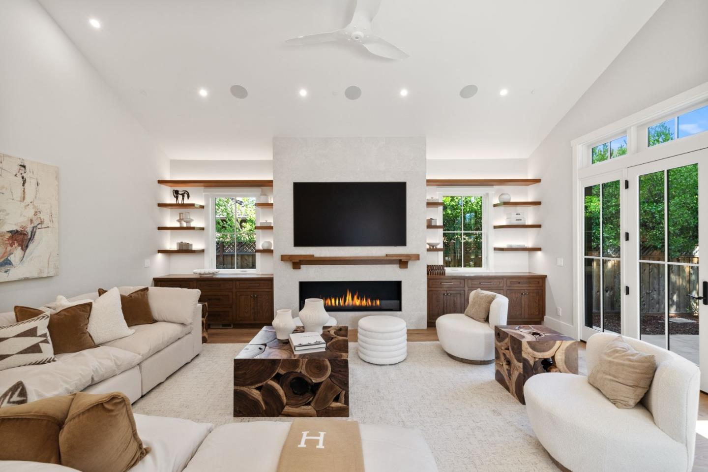 Detail Gallery Image 19 of 88 For 2020 James Pl, San Jose,  CA 95125 - 5 Beds | 4/1 Baths