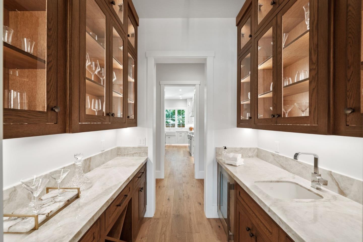 Detail Gallery Image 27 of 88 For 2020 James Pl, San Jose,  CA 95125 - 5 Beds | 4/1 Baths