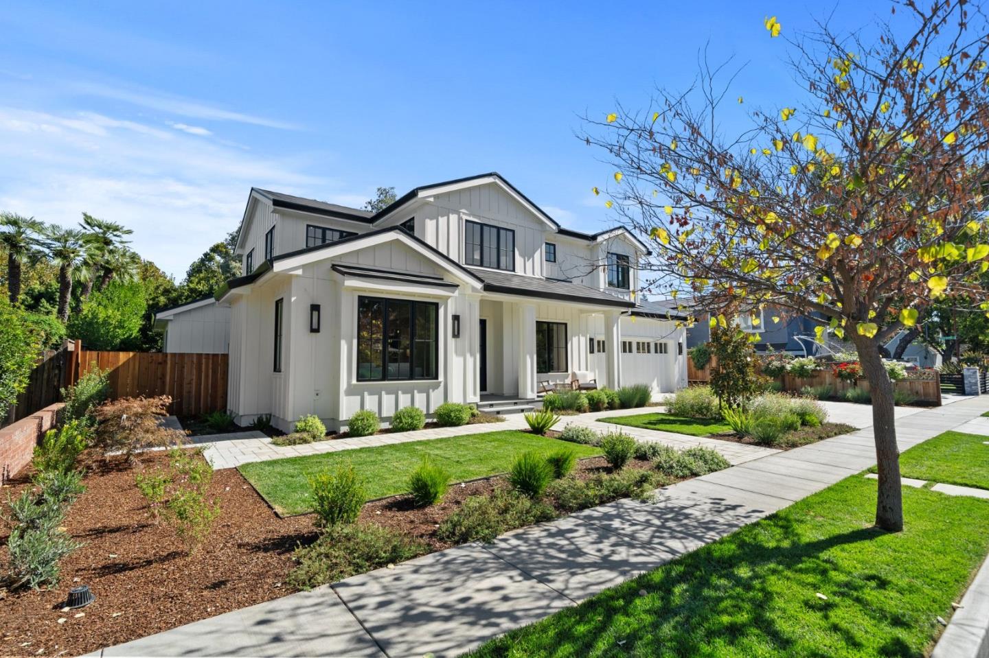 Detail Gallery Image 3 of 88 For 2020 James Pl, San Jose,  CA 95125 - 5 Beds | 4/1 Baths