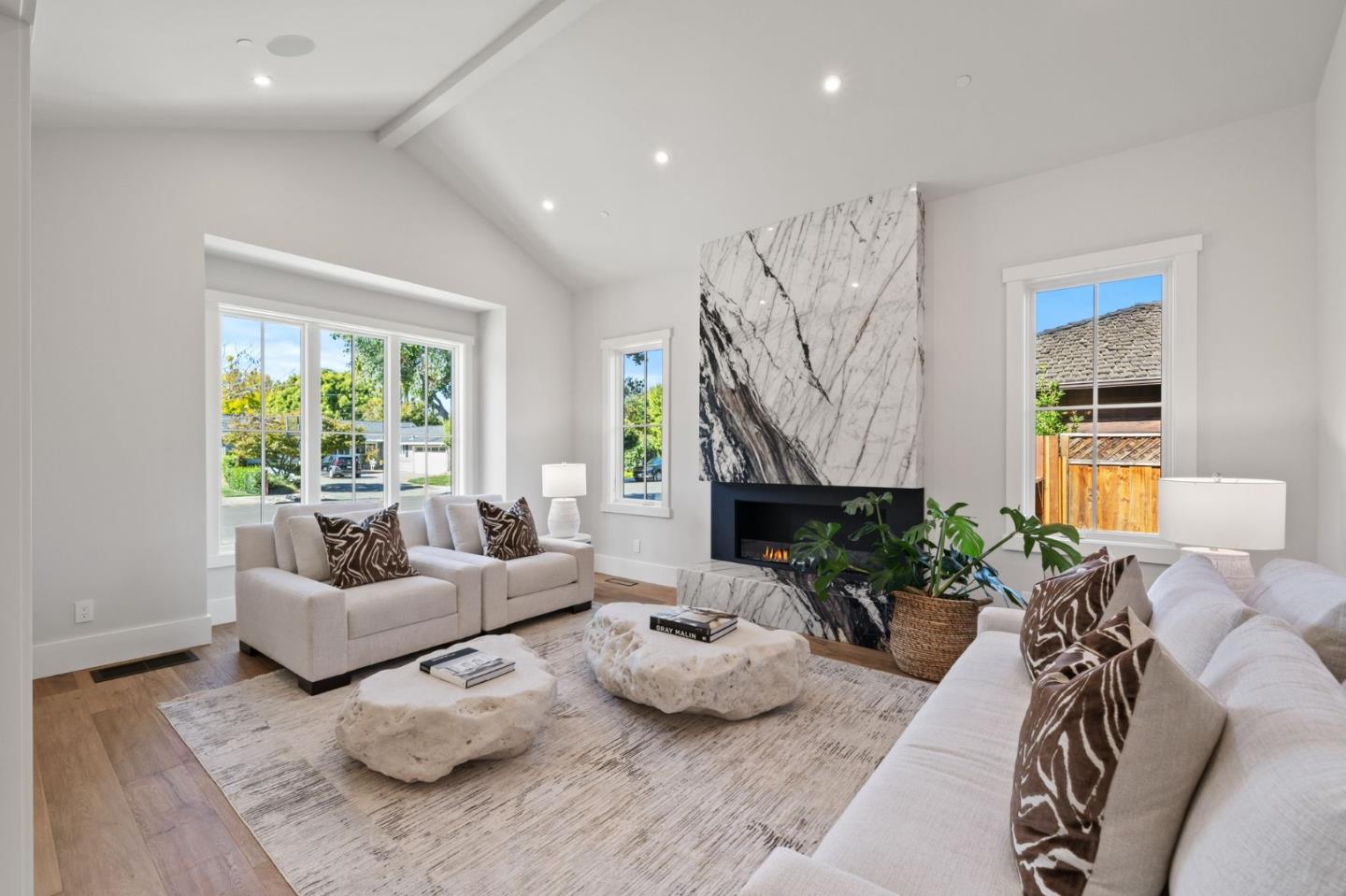 Detail Gallery Image 32 of 88 For 2020 James Pl, San Jose,  CA 95125 - 5 Beds | 4/1 Baths