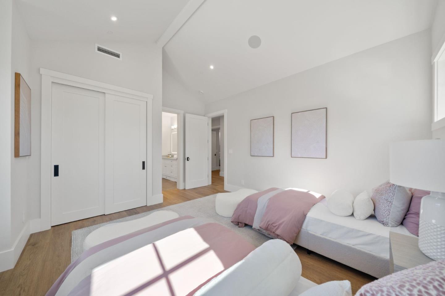 Detail Gallery Image 55 of 88 For 2020 James Pl, San Jose,  CA 95125 - 5 Beds | 4/1 Baths