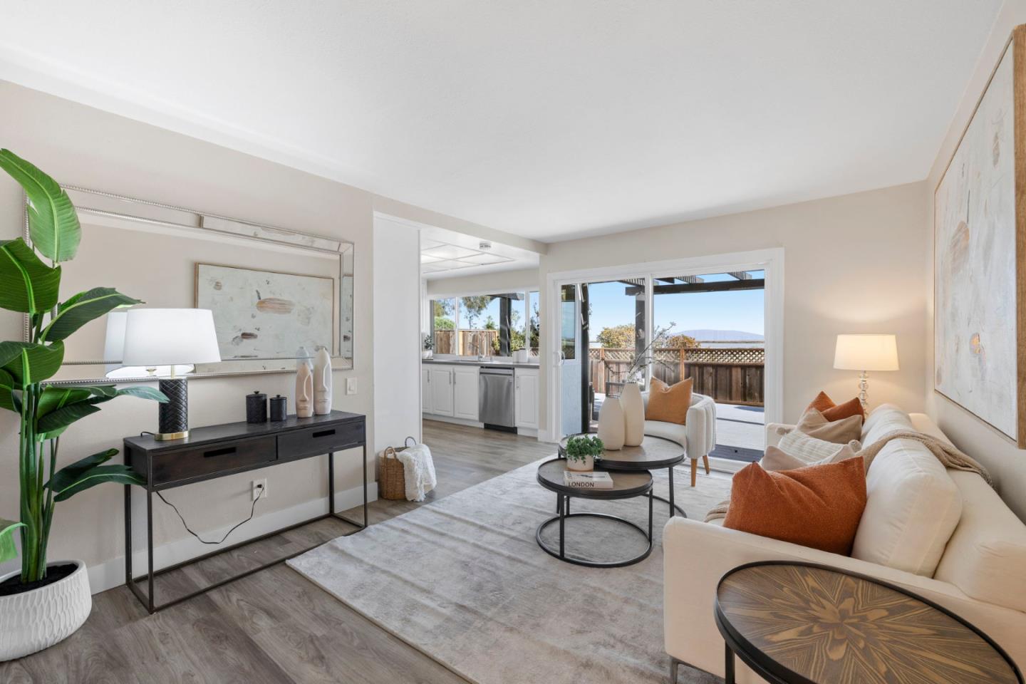 Detail Gallery Image 19 of 56 For 530 Barkentine Ln, Redwood City,  CA 94065 - 4 Beds | 2 Baths