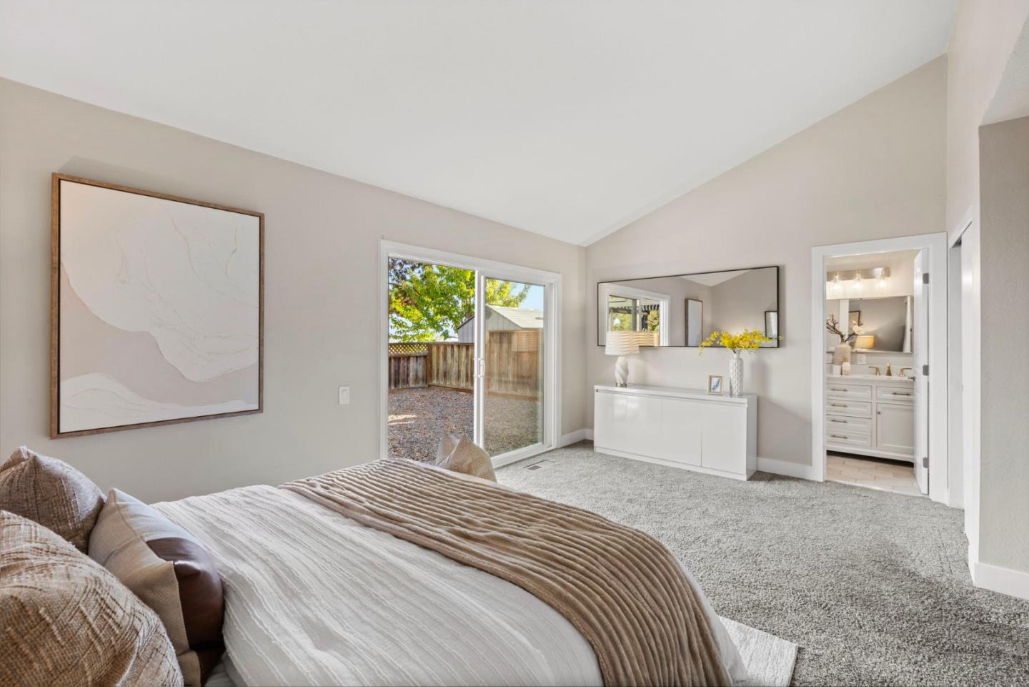 Detail Gallery Image 23 of 56 For 530 Barkentine Ln, Redwood City,  CA 94065 - 4 Beds | 2 Baths