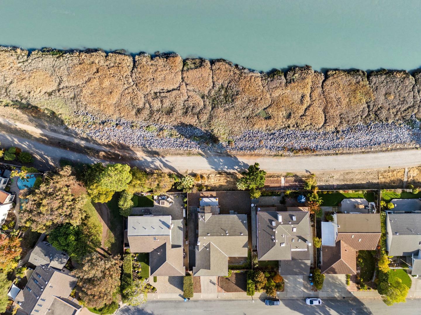 Detail Gallery Image 51 of 56 For 530 Barkentine Ln, Redwood City,  CA 94065 - 4 Beds | 2 Baths