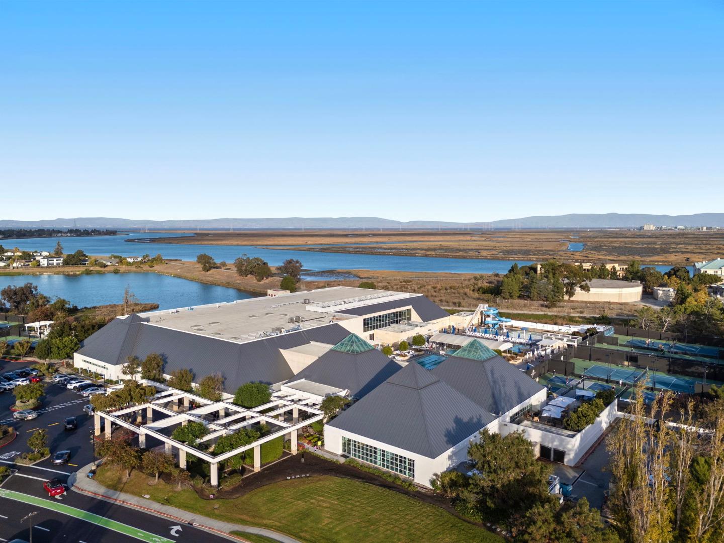 Detail Gallery Image 52 of 56 For 530 Barkentine Ln, Redwood City,  CA 94065 - 4 Beds | 2 Baths