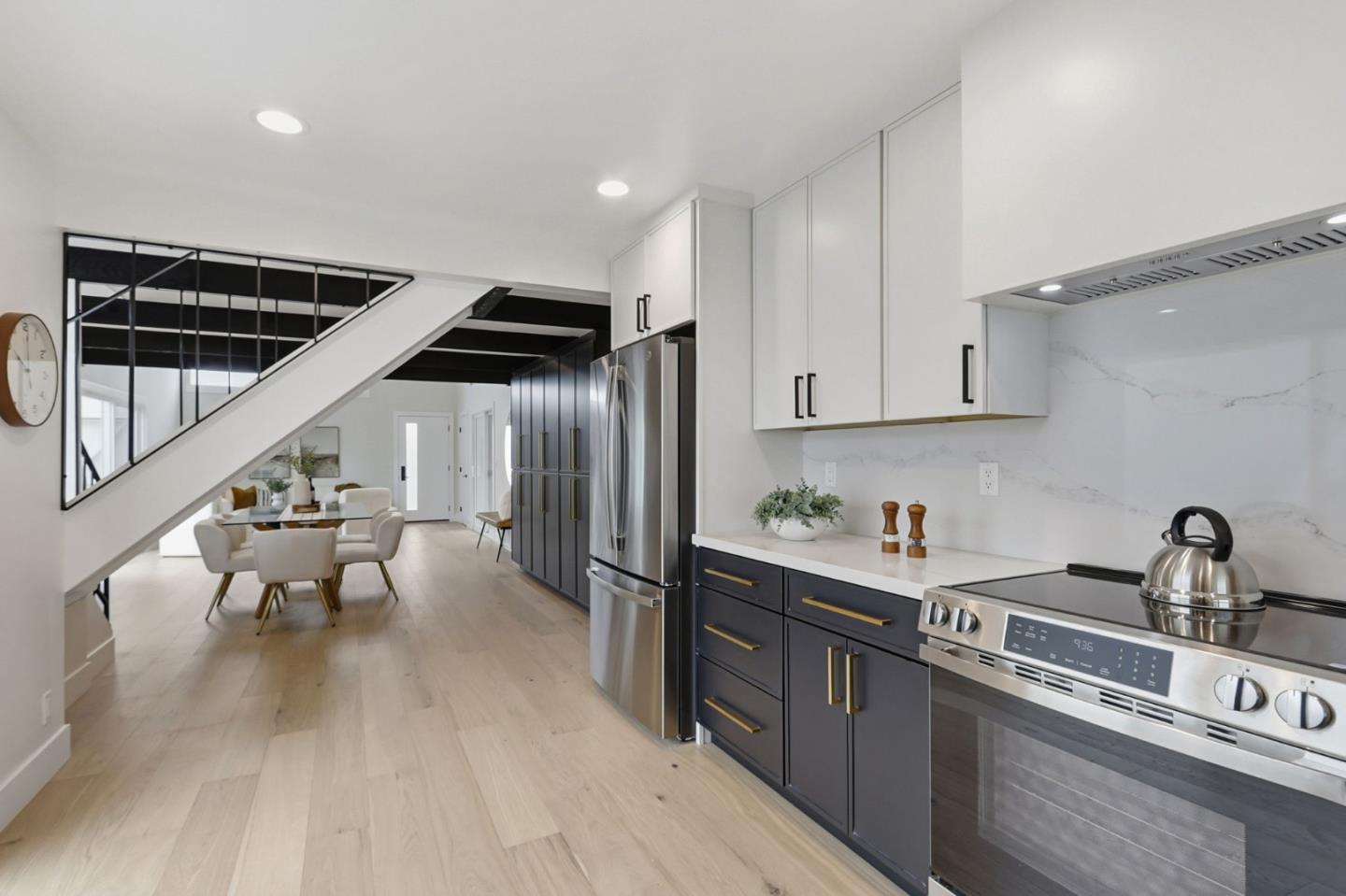 Detail Gallery Image 13 of 41 For 543 Cashmere Ct, Sunnyvale,  CA 94087 - 3 Beds | 2 Baths