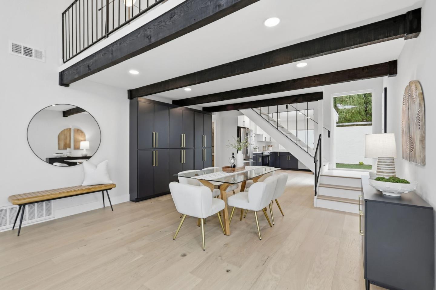 Detail Gallery Image 15 of 41 For 543 Cashmere Ct, Sunnyvale,  CA 94087 - 3 Beds | 2 Baths