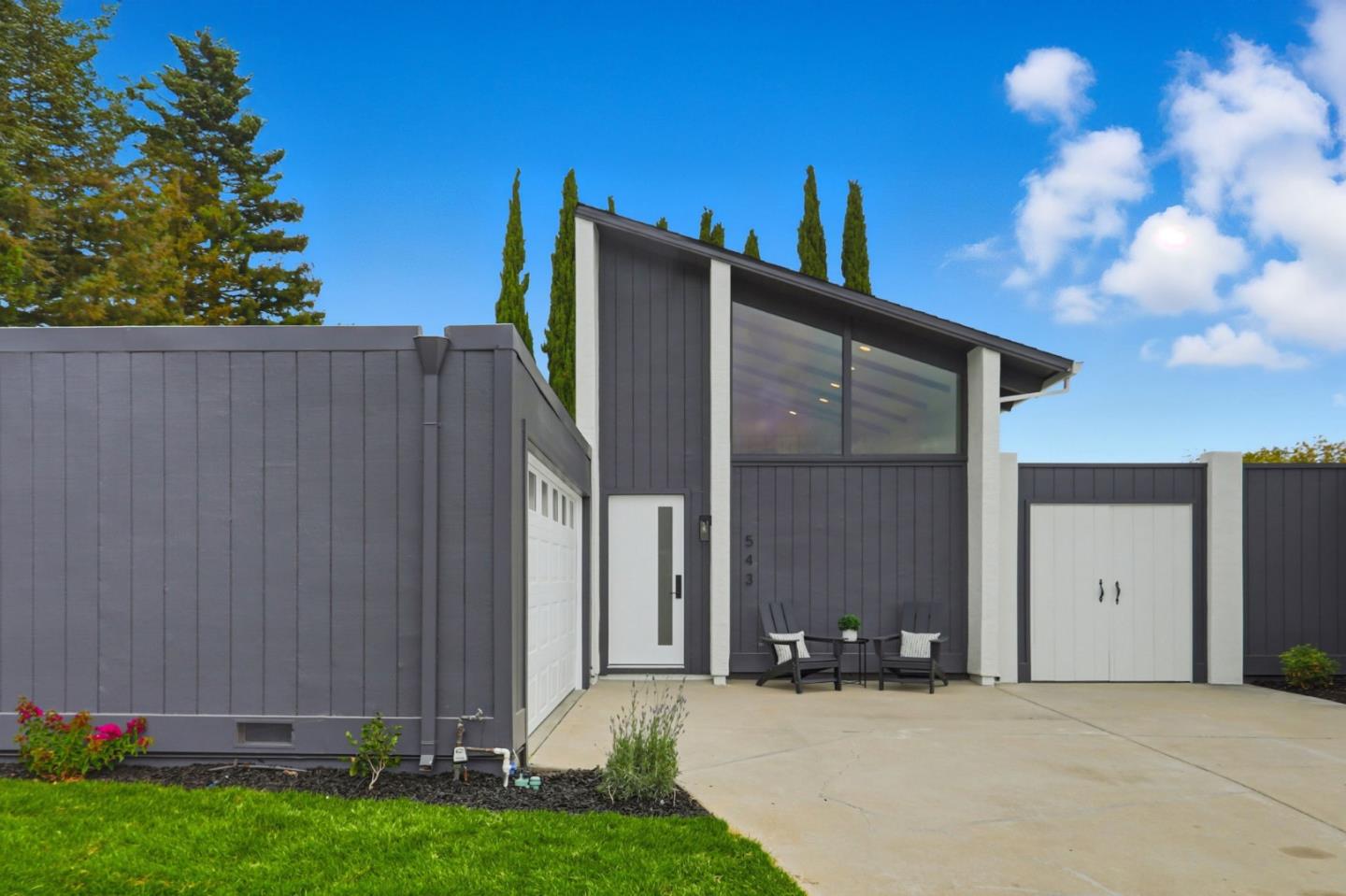 Detail Gallery Image 2 of 41 For 543 Cashmere Ct, Sunnyvale,  CA 94087 - 3 Beds | 2 Baths