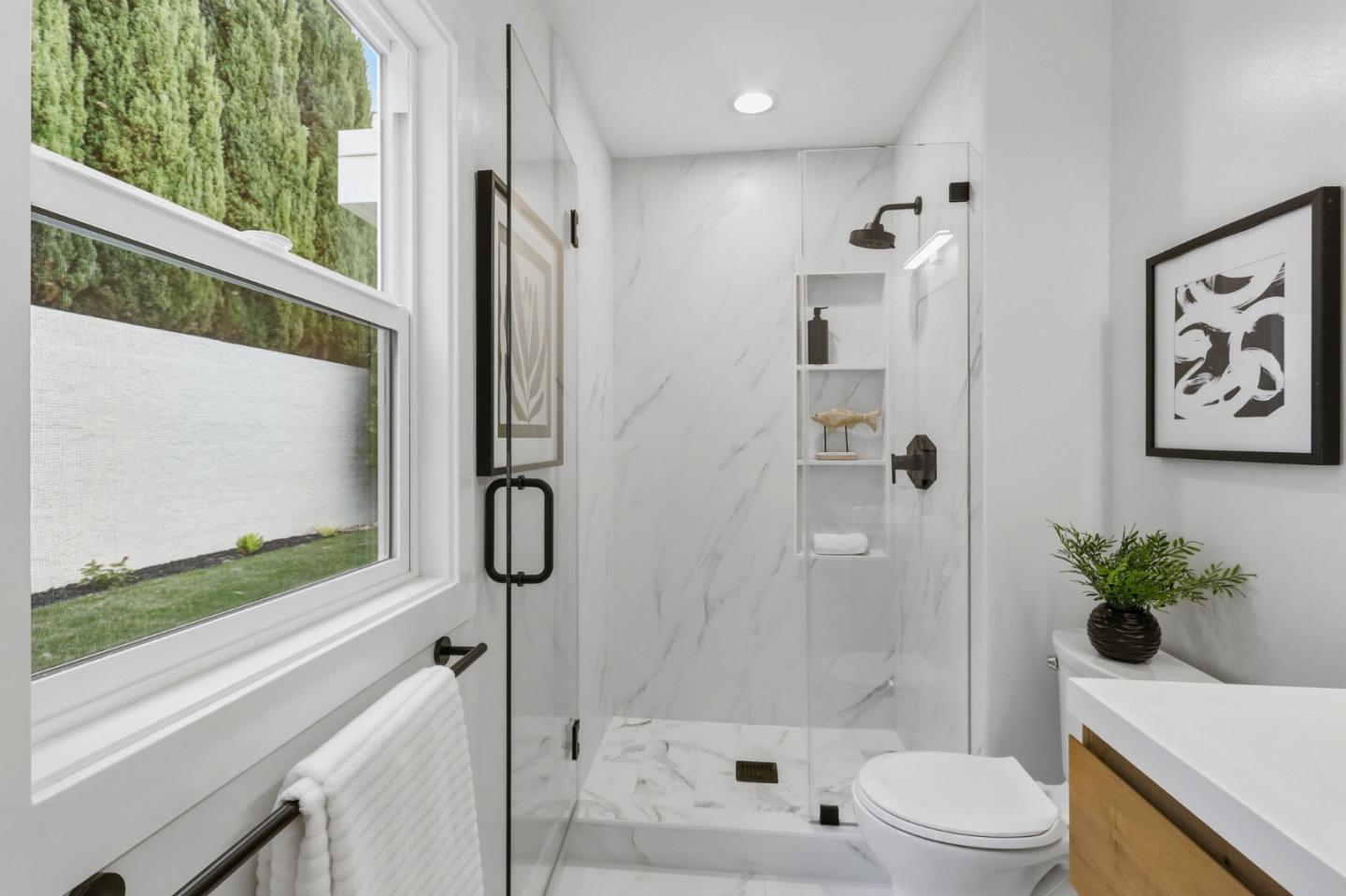 Detail Gallery Image 26 of 41 For 543 Cashmere Ct, Sunnyvale,  CA 94087 - 3 Beds | 2 Baths