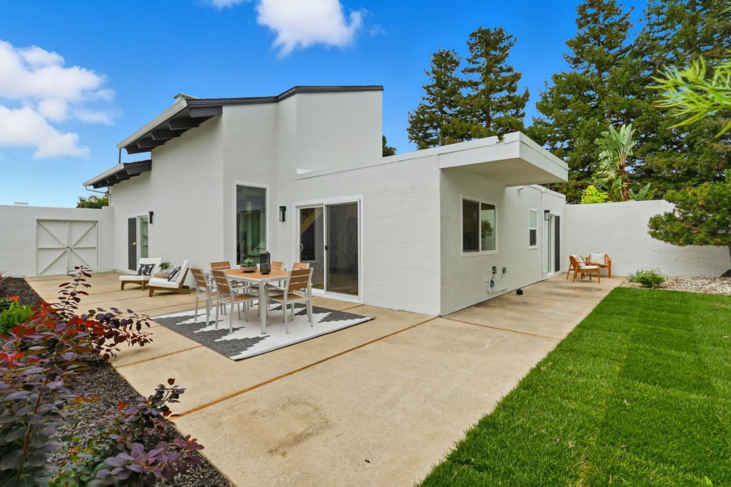 Detail Gallery Image 37 of 41 For 543 Cashmere Ct, Sunnyvale,  CA 94087 - 3 Beds | 2 Baths