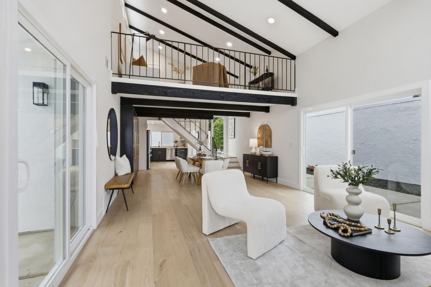 Detail Gallery Image 5 of 41 For 543 Cashmere Ct, Sunnyvale,  CA 94087 - 3 Beds | 2 Baths