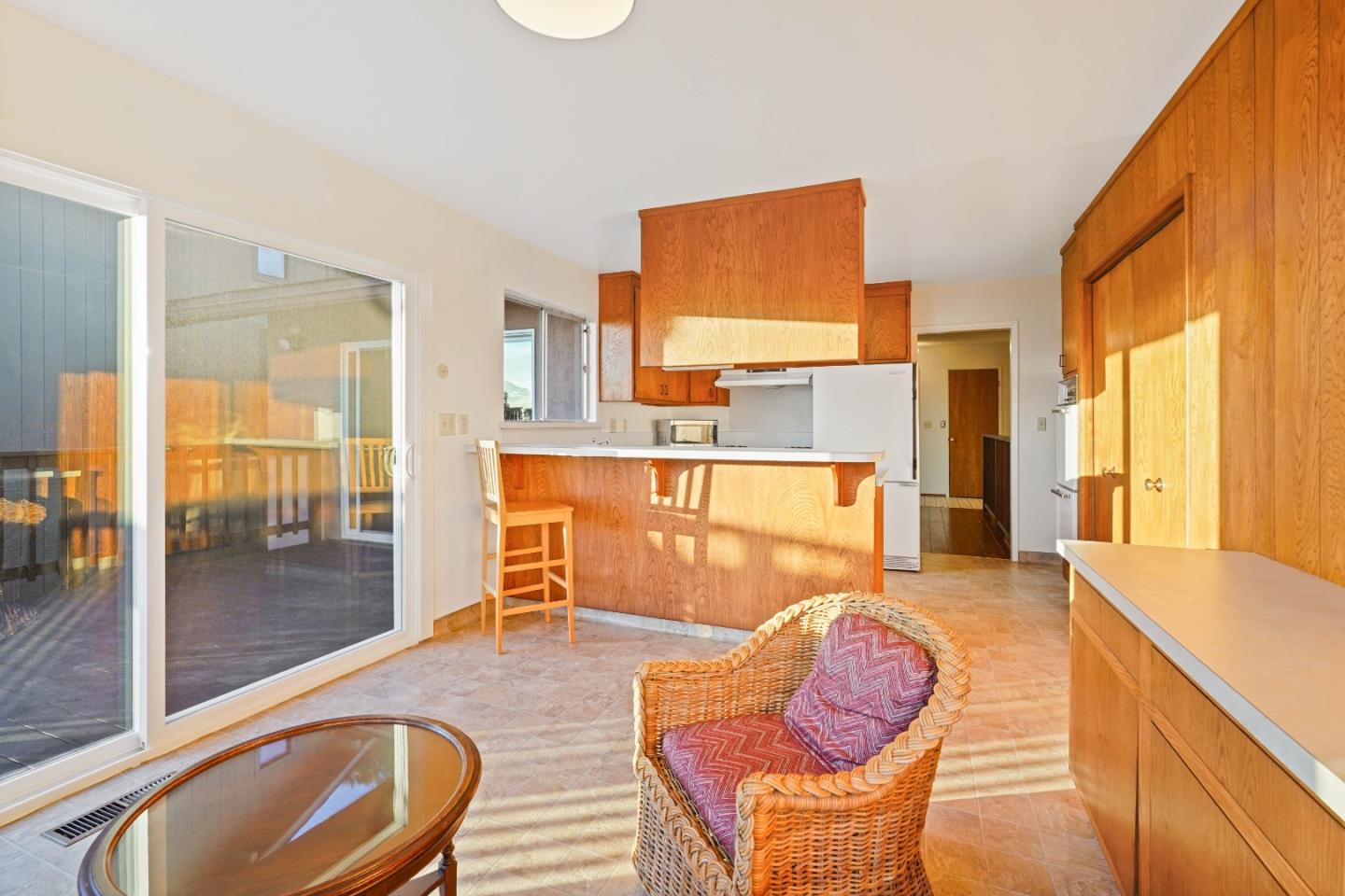 Detail Gallery Image 22 of 61 For 2191 Manzanita Dr, Oakland,  CA 94611 - 4 Beds | 2 Baths