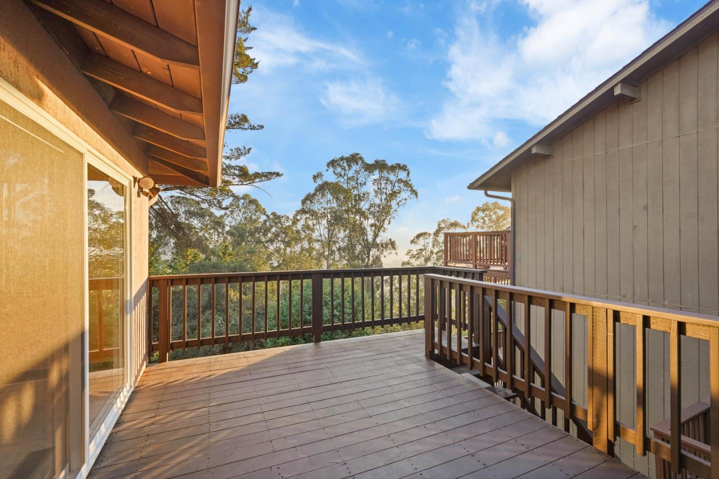 Detail Gallery Image 23 of 61 For 2191 Manzanita Dr, Oakland,  CA 94611 - 4 Beds | 2 Baths