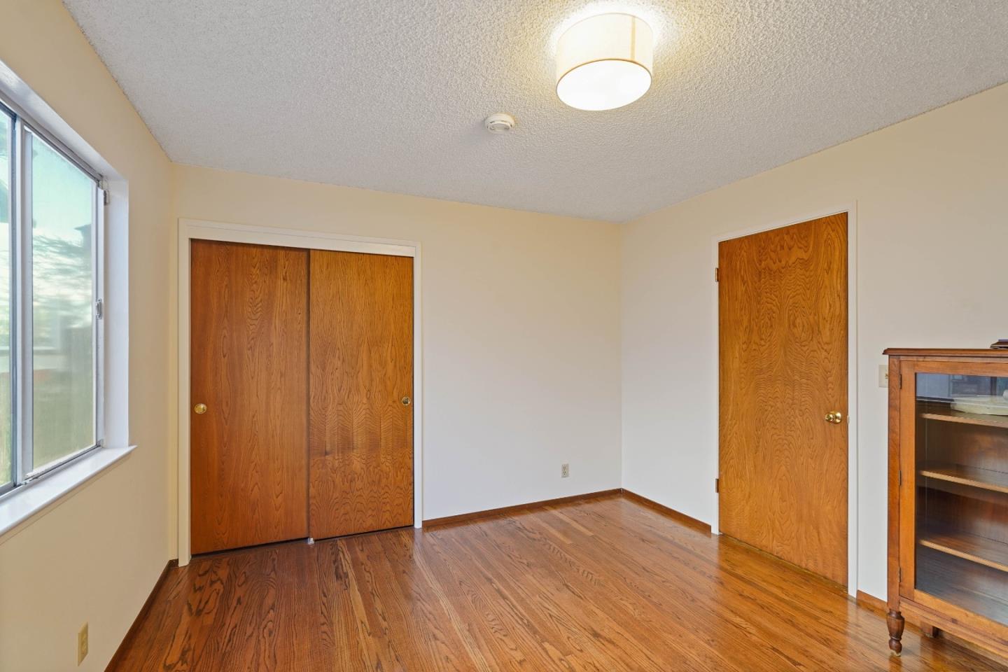 Detail Gallery Image 35 of 61 For 2191 Manzanita Dr, Oakland,  CA 94611 - 4 Beds | 2 Baths