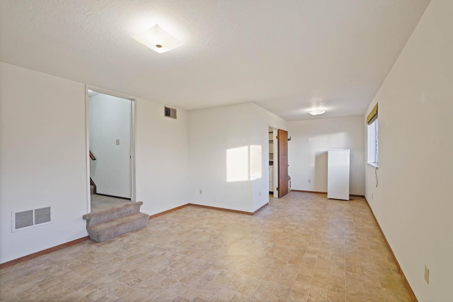 Detail Gallery Image 46 of 61 For 2191 Manzanita Dr, Oakland,  CA 94611 - 4 Beds | 2 Baths