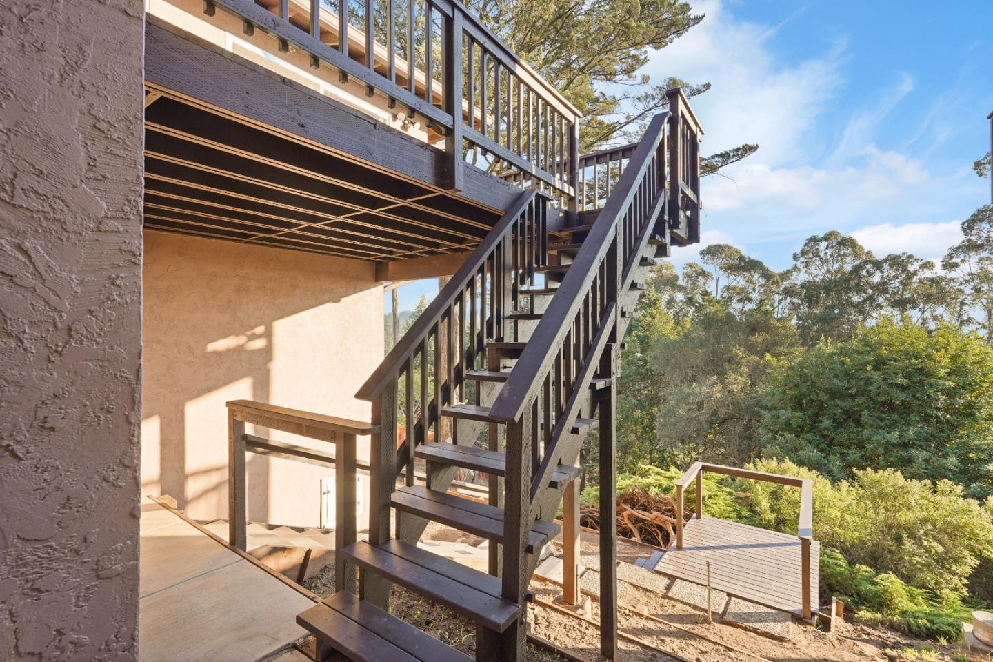 Detail Gallery Image 50 of 61 For 2191 Manzanita Dr, Oakland,  CA 94611 - 4 Beds | 2 Baths