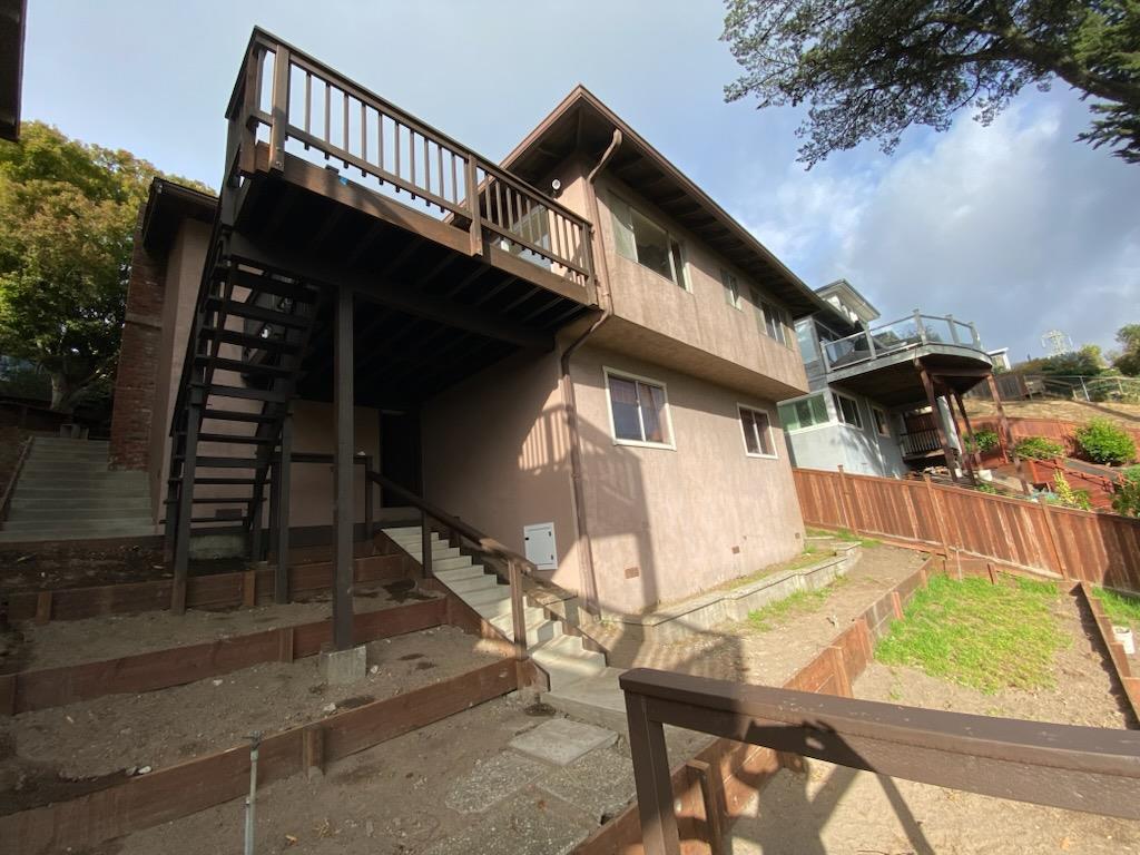 Detail Gallery Image 51 of 61 For 2191 Manzanita Dr, Oakland,  CA 94611 - 4 Beds | 2 Baths