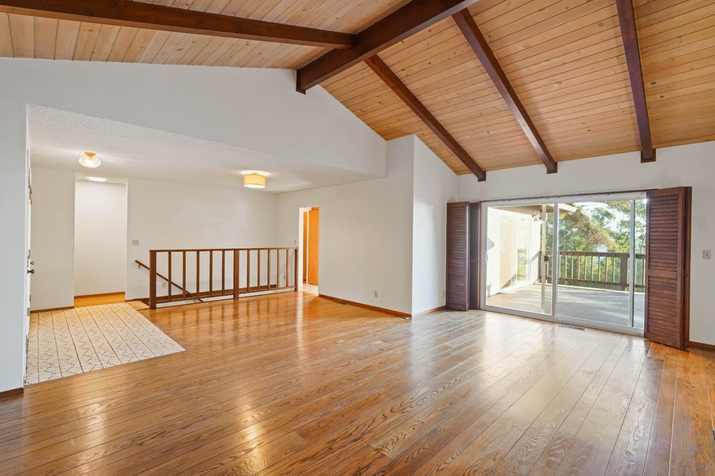 Detail Gallery Image 7 of 61 For 2191 Manzanita Dr, Oakland,  CA 94611 - 4 Beds | 2 Baths