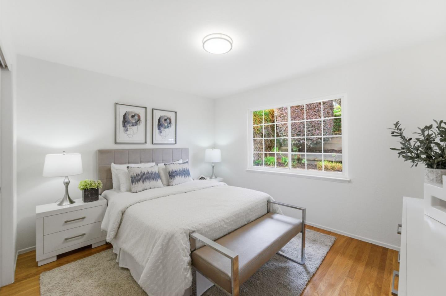 Detail Gallery Image 18 of 42 For 329 Oakview Dr, San Carlos,  CA 94070 - 4 Beds | 3 Baths