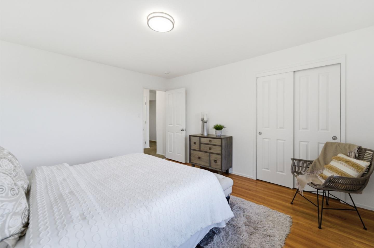 Detail Gallery Image 31 of 42 For 329 Oakview Dr, San Carlos,  CA 94070 - 4 Beds | 3 Baths