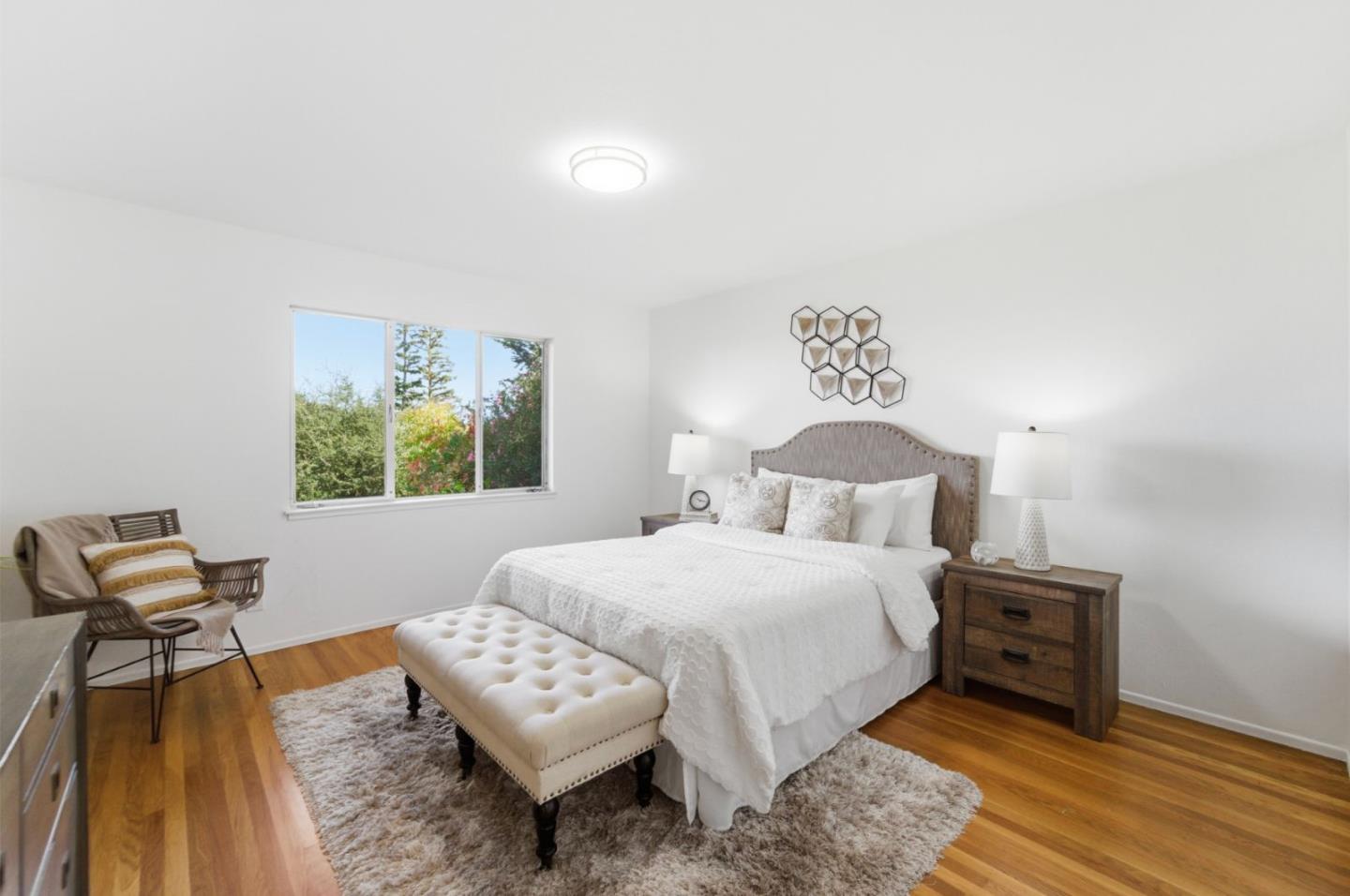 Detail Gallery Image 32 of 42 For 329 Oakview Dr, San Carlos,  CA 94070 - 4 Beds | 3 Baths