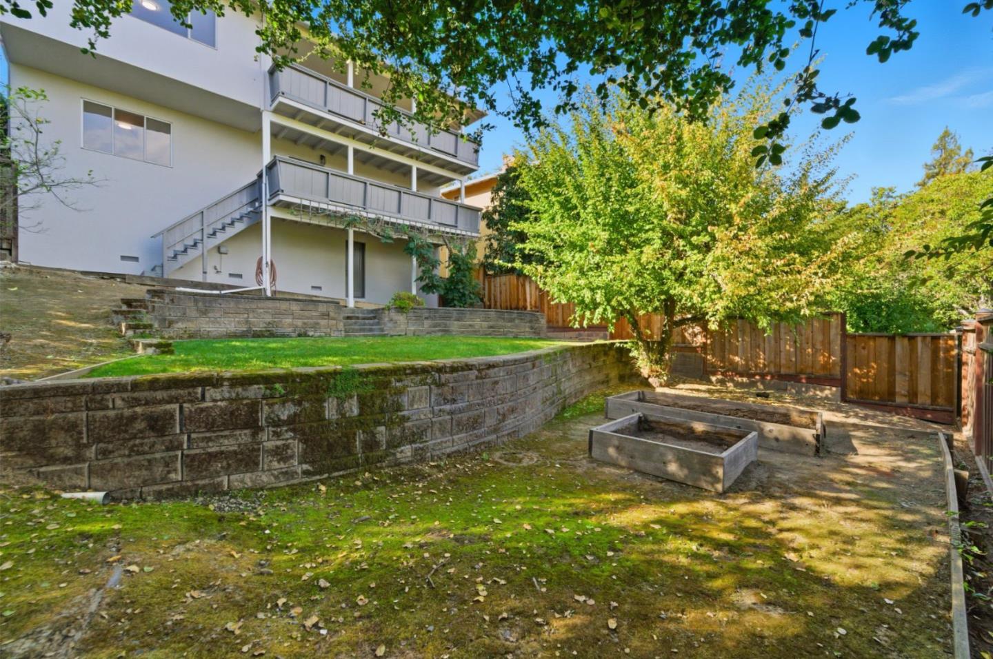 Detail Gallery Image 37 of 42 For 329 Oakview Dr, San Carlos,  CA 94070 - 4 Beds | 3 Baths