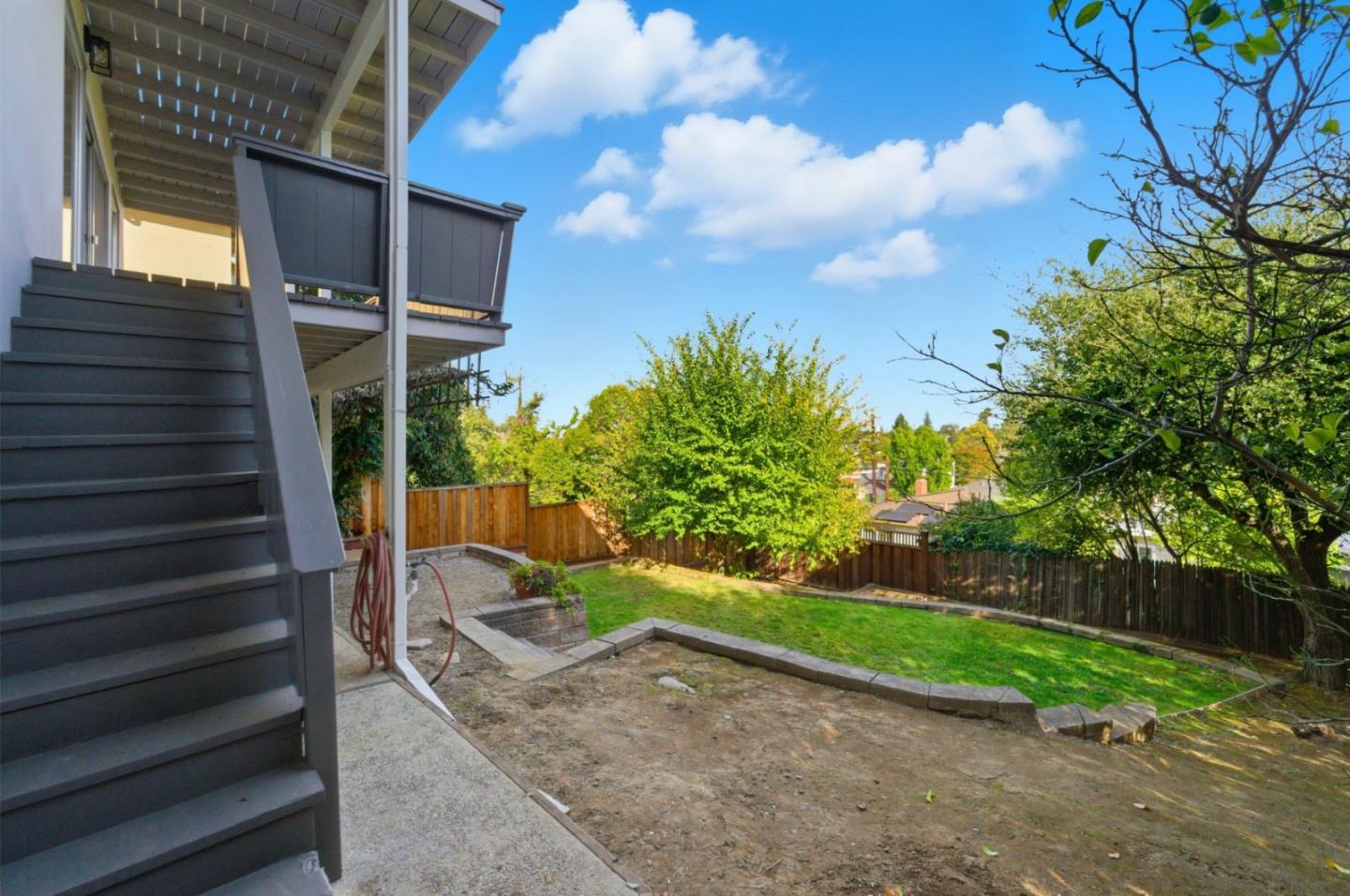 Detail Gallery Image 40 of 42 For 329 Oakview Dr, San Carlos,  CA 94070 - 4 Beds | 3 Baths