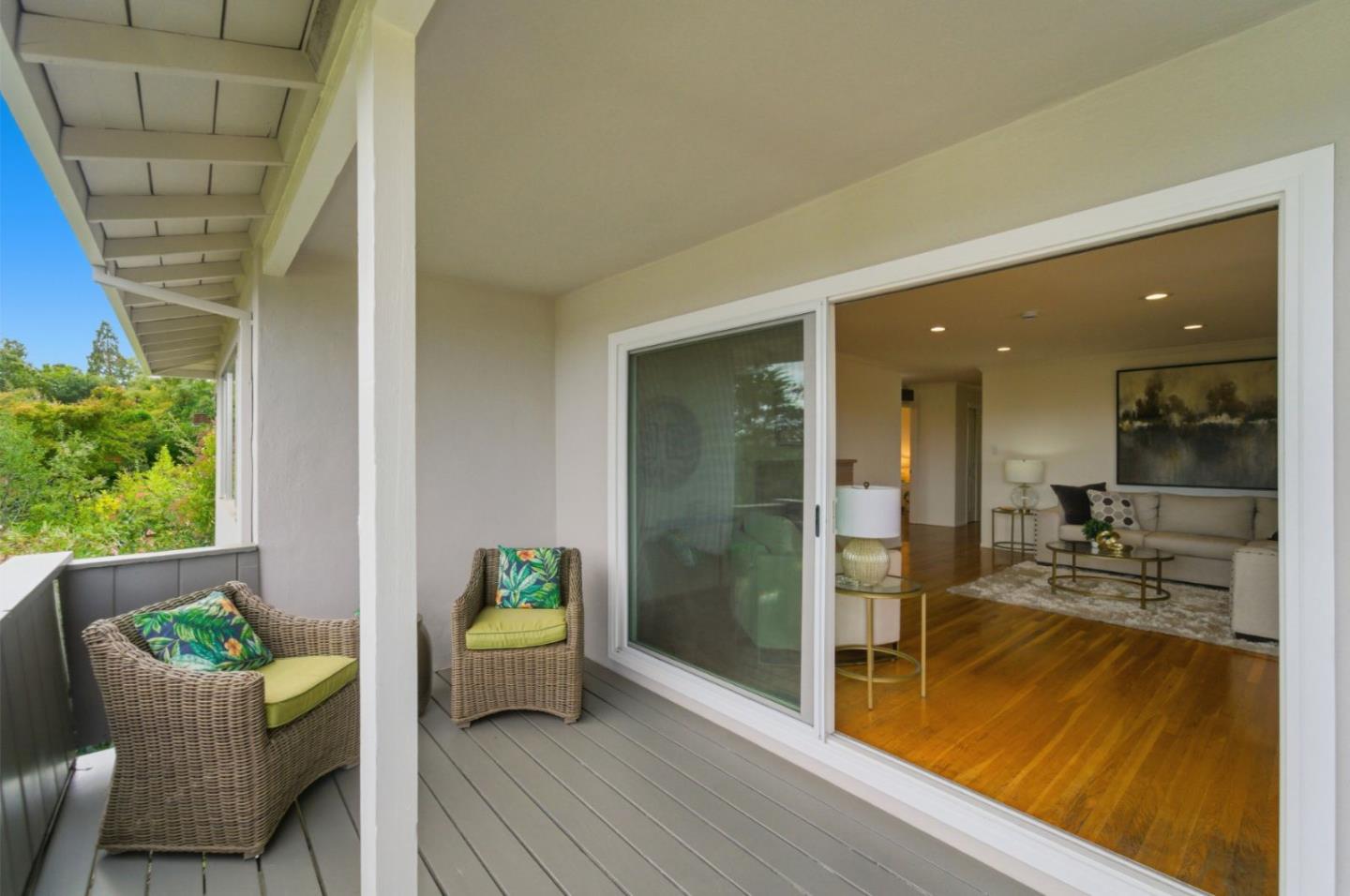 Detail Gallery Image 6 of 42 For 329 Oakview Dr, San Carlos,  CA 94070 - 4 Beds | 3 Baths