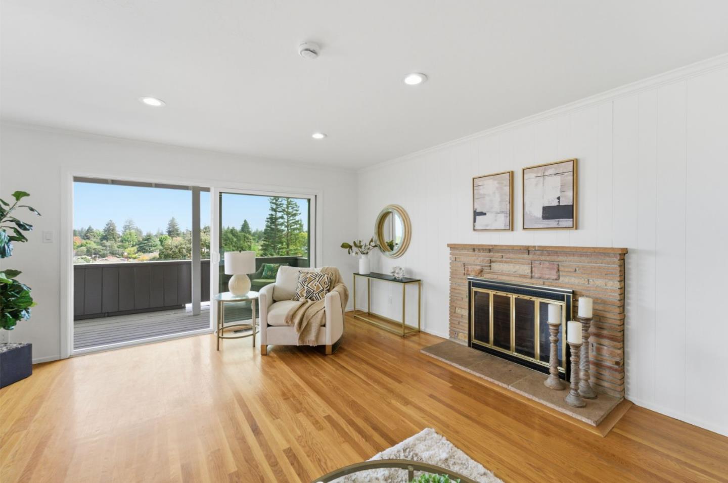 Detail Gallery Image 9 of 42 For 329 Oakview Dr, San Carlos,  CA 94070 - 4 Beds | 3 Baths