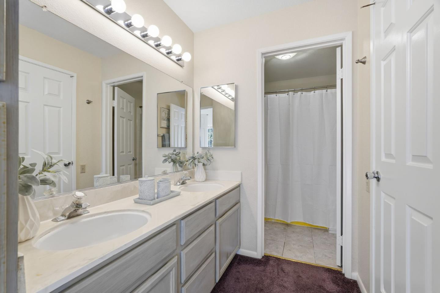 Detail Gallery Image 28 of 47 For 2512 Yerba Hills Ct, San Jose,  CA 95121 - 3 Beds | 2 Baths