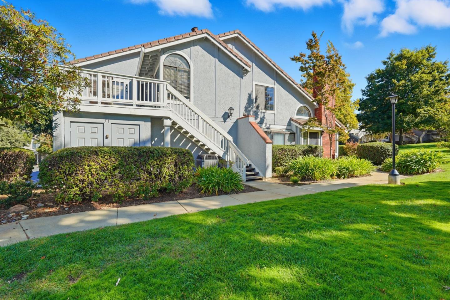 Detail Gallery Image 3 of 47 For 2512 Yerba Hills Ct, San Jose,  CA 95121 - 3 Beds | 2 Baths