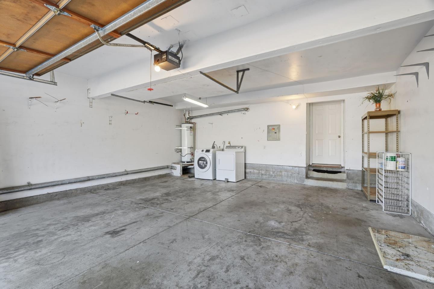 Detail Gallery Image 31 of 47 For 2512 Yerba Hills Ct, San Jose,  CA 95121 - 3 Beds | 2 Baths