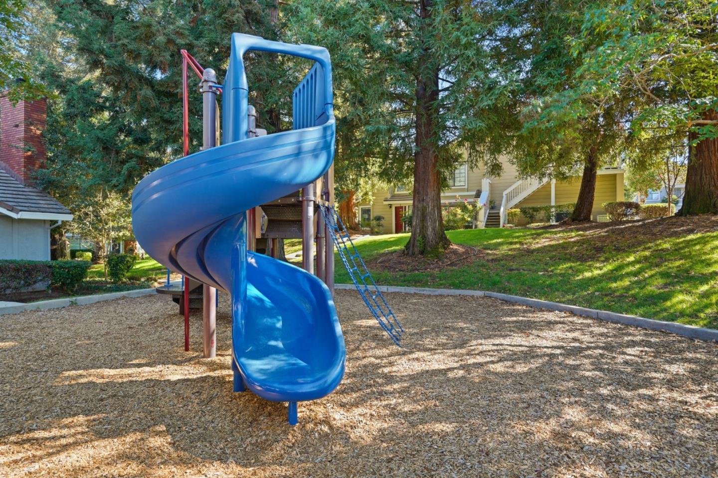 Detail Gallery Image 37 of 47 For 2512 Yerba Hills Ct, San Jose,  CA 95121 - 3 Beds | 2 Baths